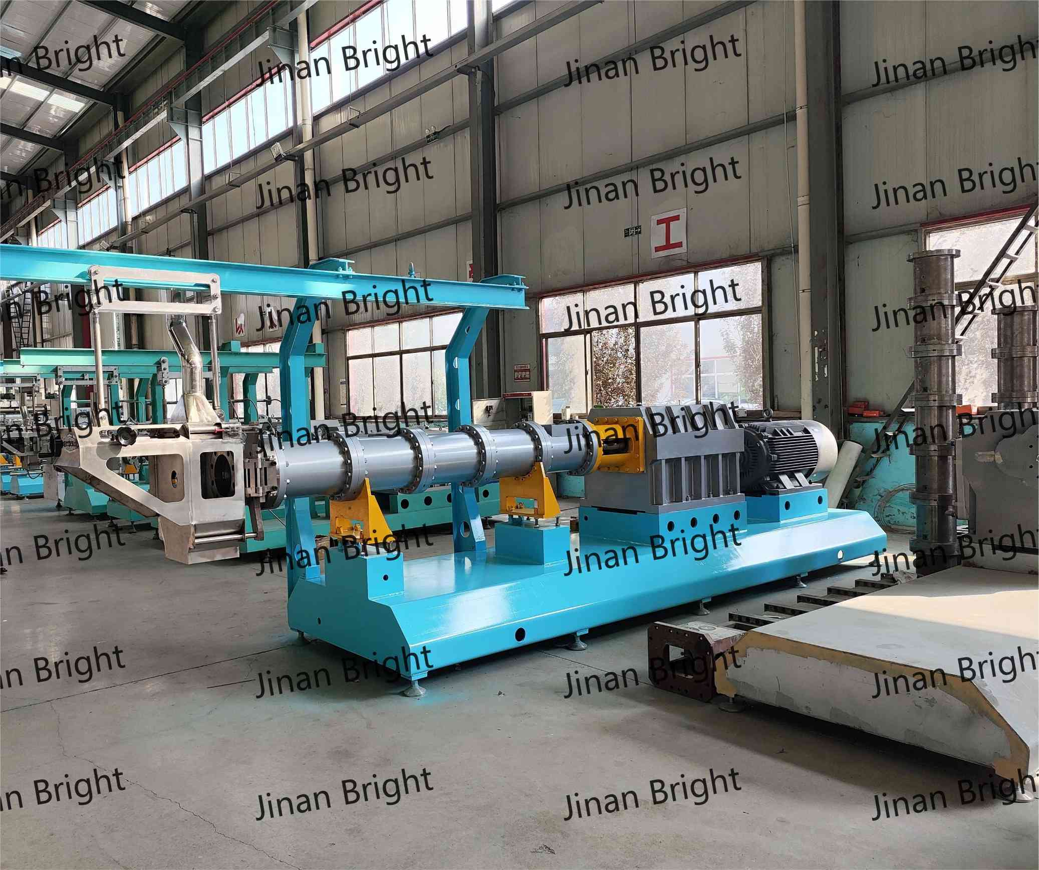 What's the Difference for Single Screw Extruder and Double Screw Extruder in Feed Production.jpg